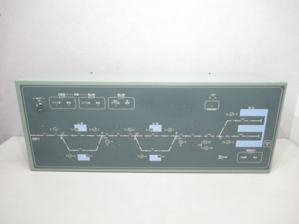 阪急嵐山線指令室電車位置表示箱