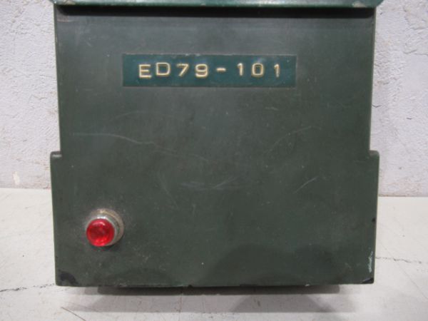 ED79 101無線充電器