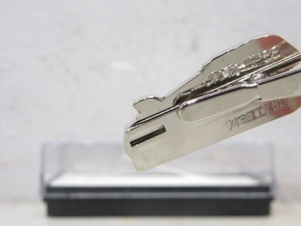 ネクタイピン「EF66 完成記念」