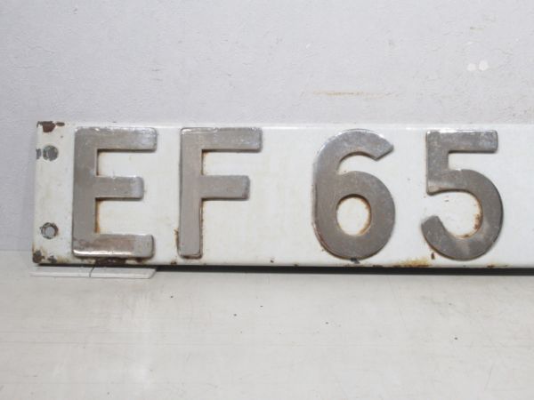 EF65 1044