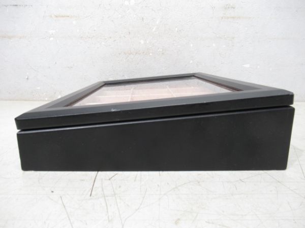 懐中時計用ケース