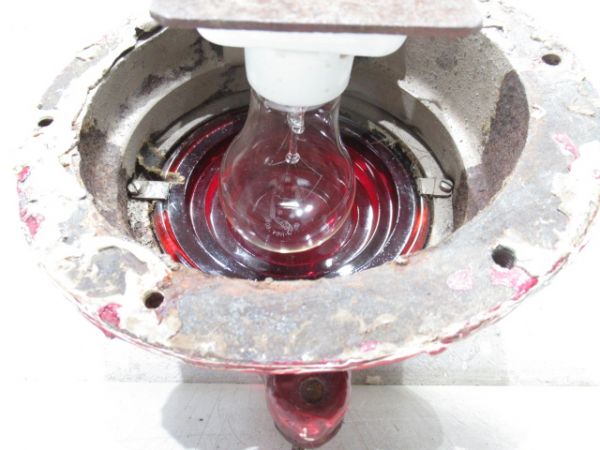 京福電鉄・福井　尾灯(赤茶色)