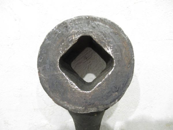 煙室扉ハンドル