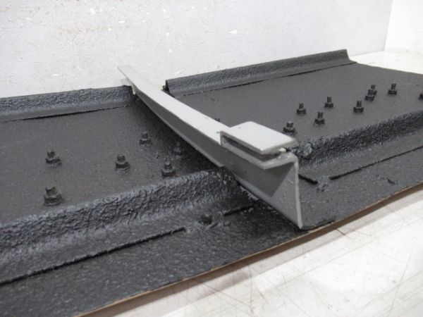 切抜板「クロ481-1」