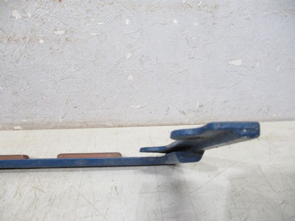 客車用 愛称板受け